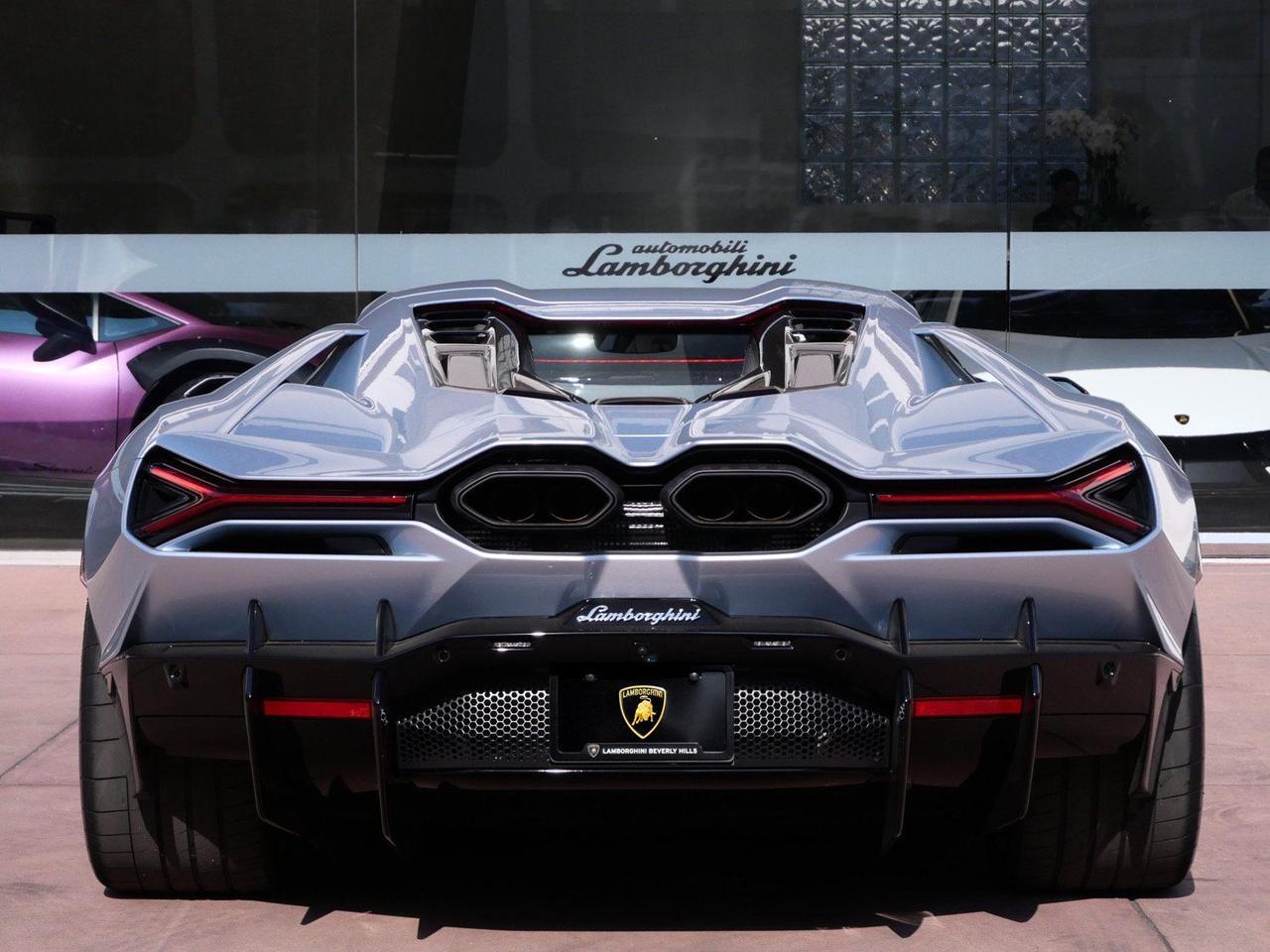 2025 Lamborghini Revuelto Base Base Lawrence KS