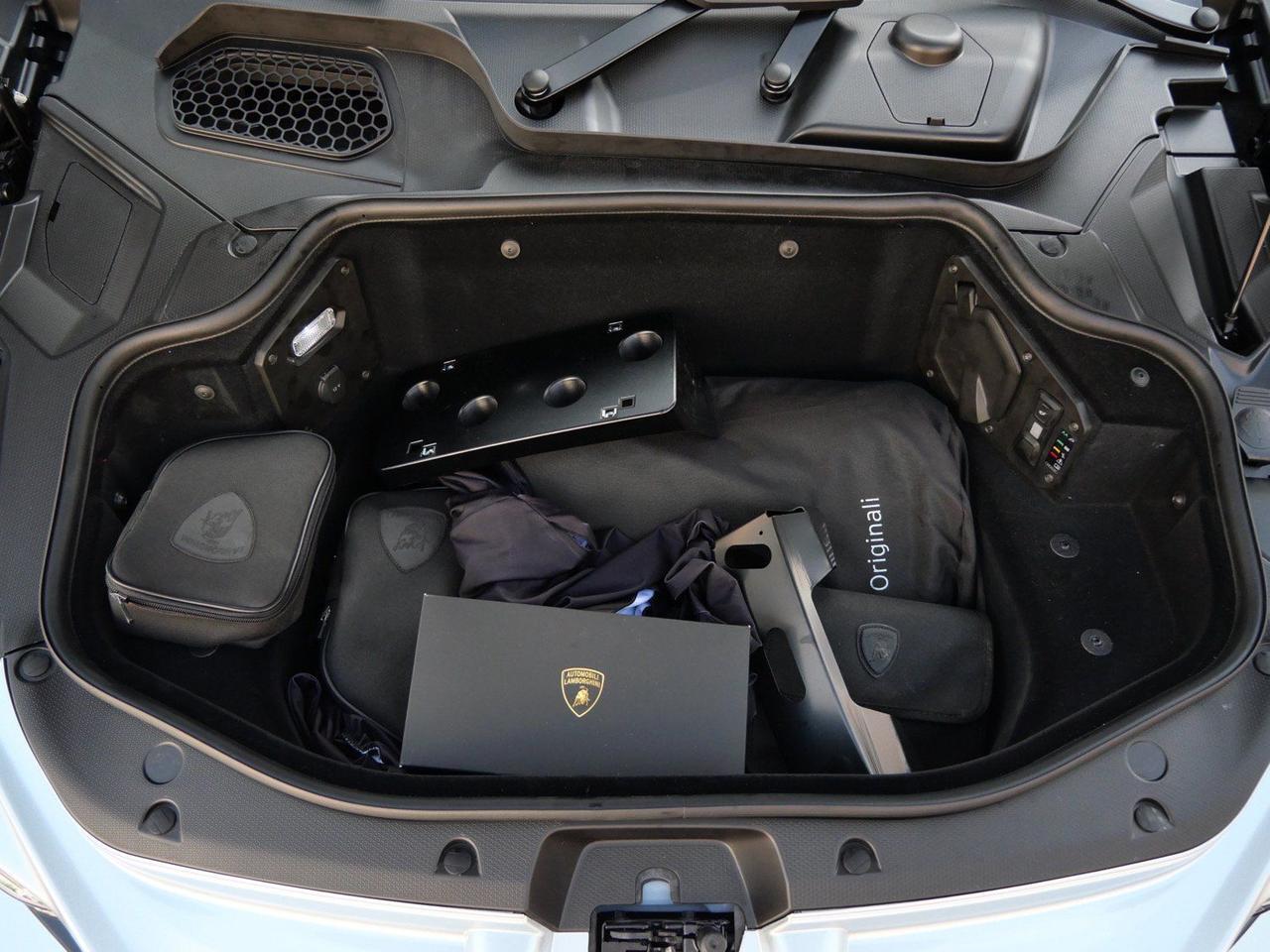 2025 Lamborghini Revuelto Base Base Lawrence KS