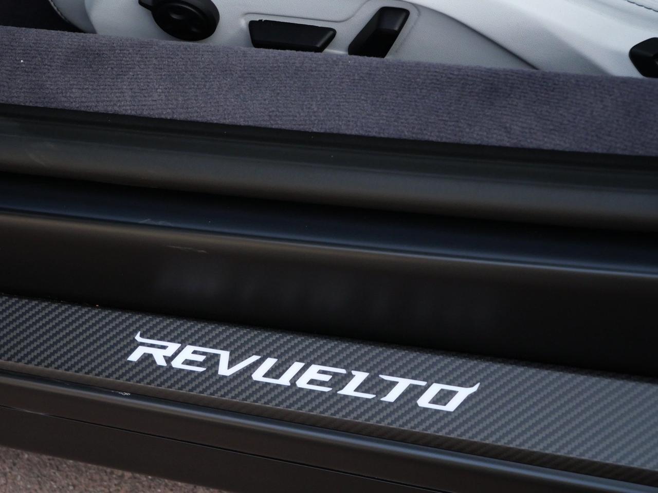 2025 Lamborghini Revuelto Base Base Lawrence KS