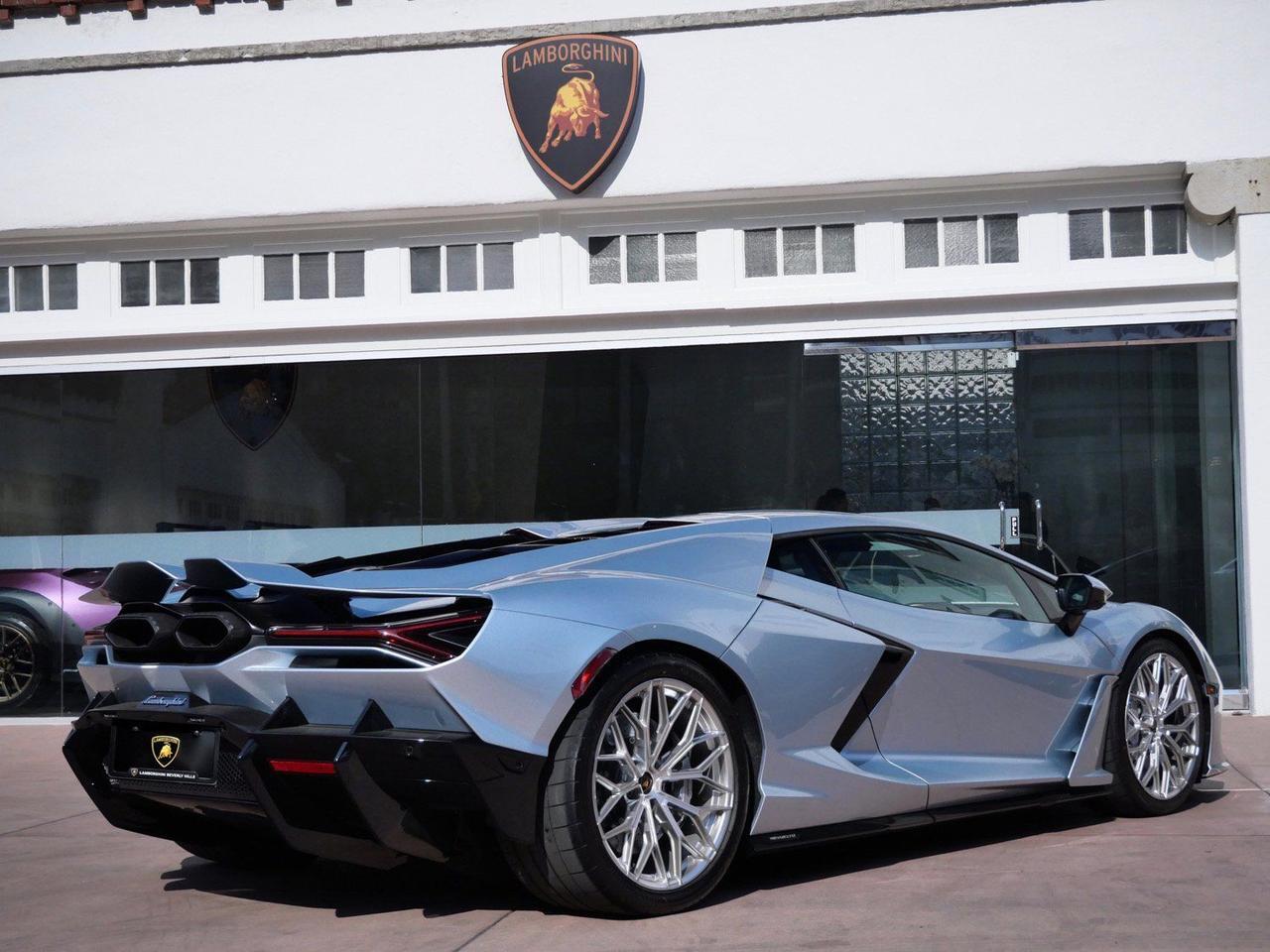 2025 Lamborghini Revuelto Base Base Lawrence KS