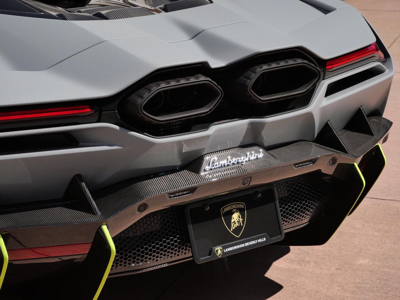 2025 Lamborghini Revuelto Base Base Lawrence KS