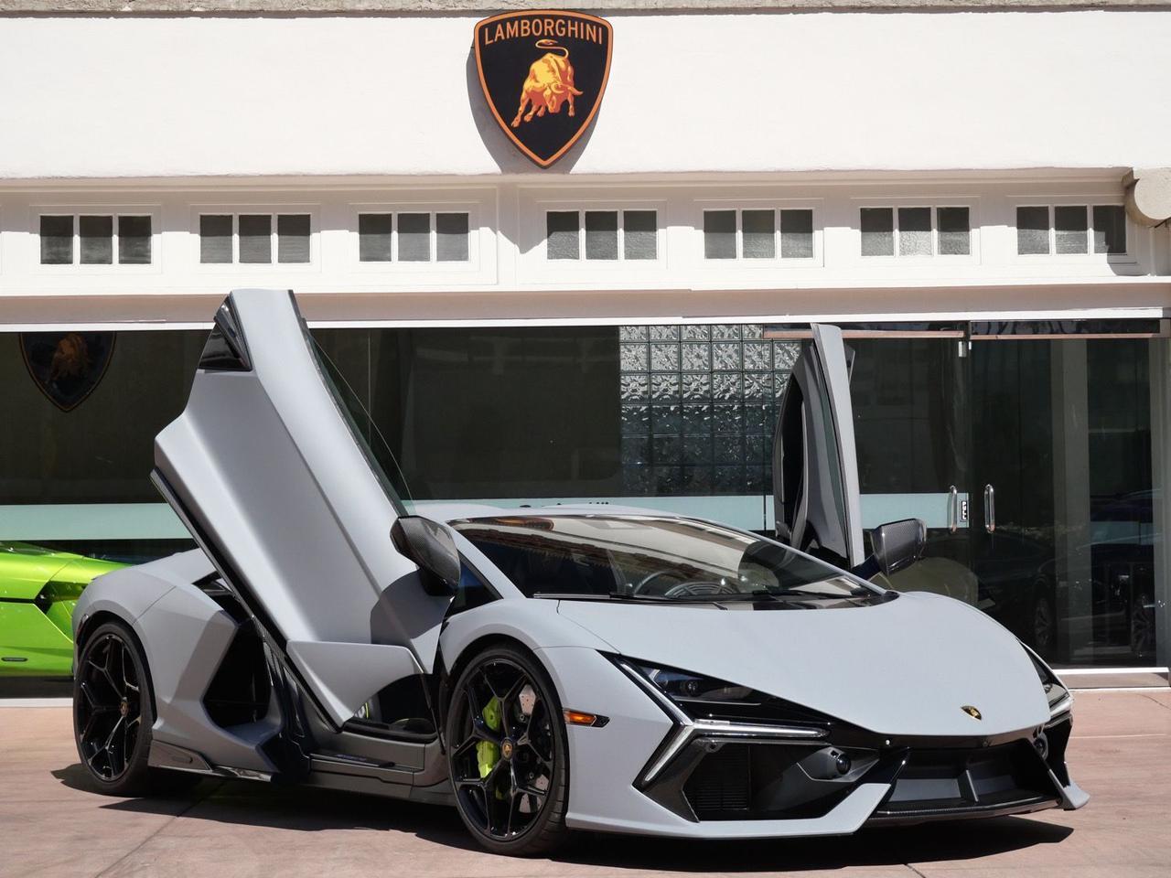 2025 Lamborghini Revuelto Base Base Lawrence KS