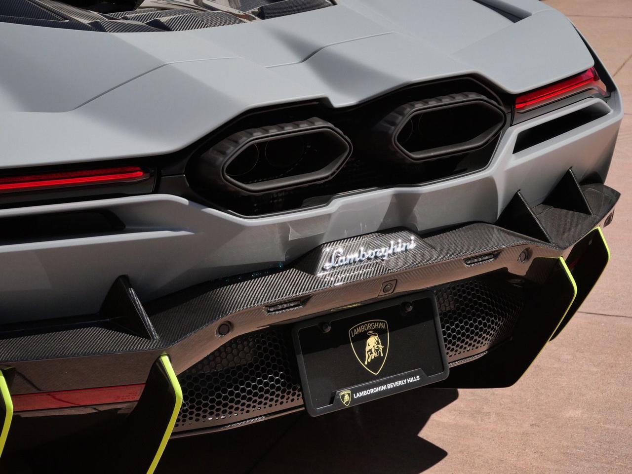 2025 Lamborghini Revuelto Base Base Lawrence KS
