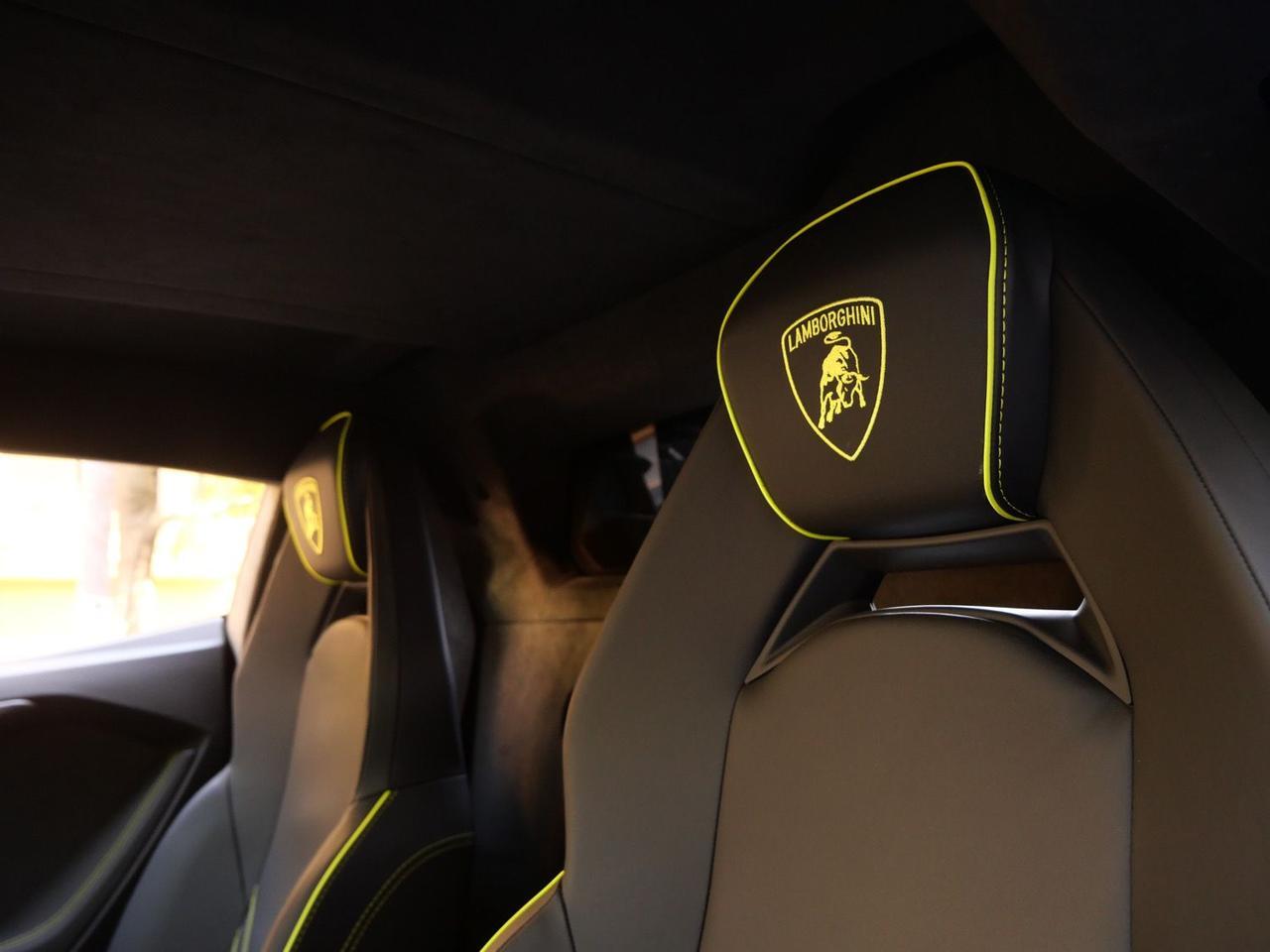 2025 Lamborghini Revuelto Base Base Lawrence KS