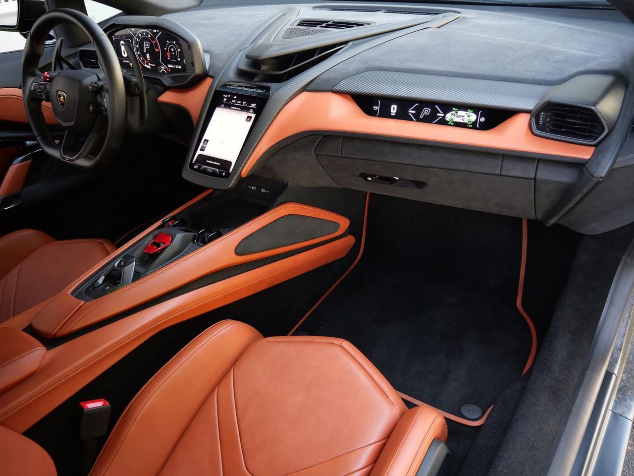 2025 Lamborghini Revuelto Base Base Lawrence KS