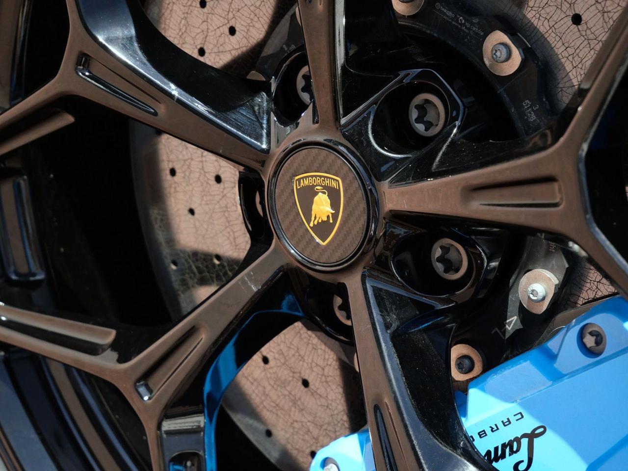 2025 Lamborghini Revuelto Base Base Lawrence KS