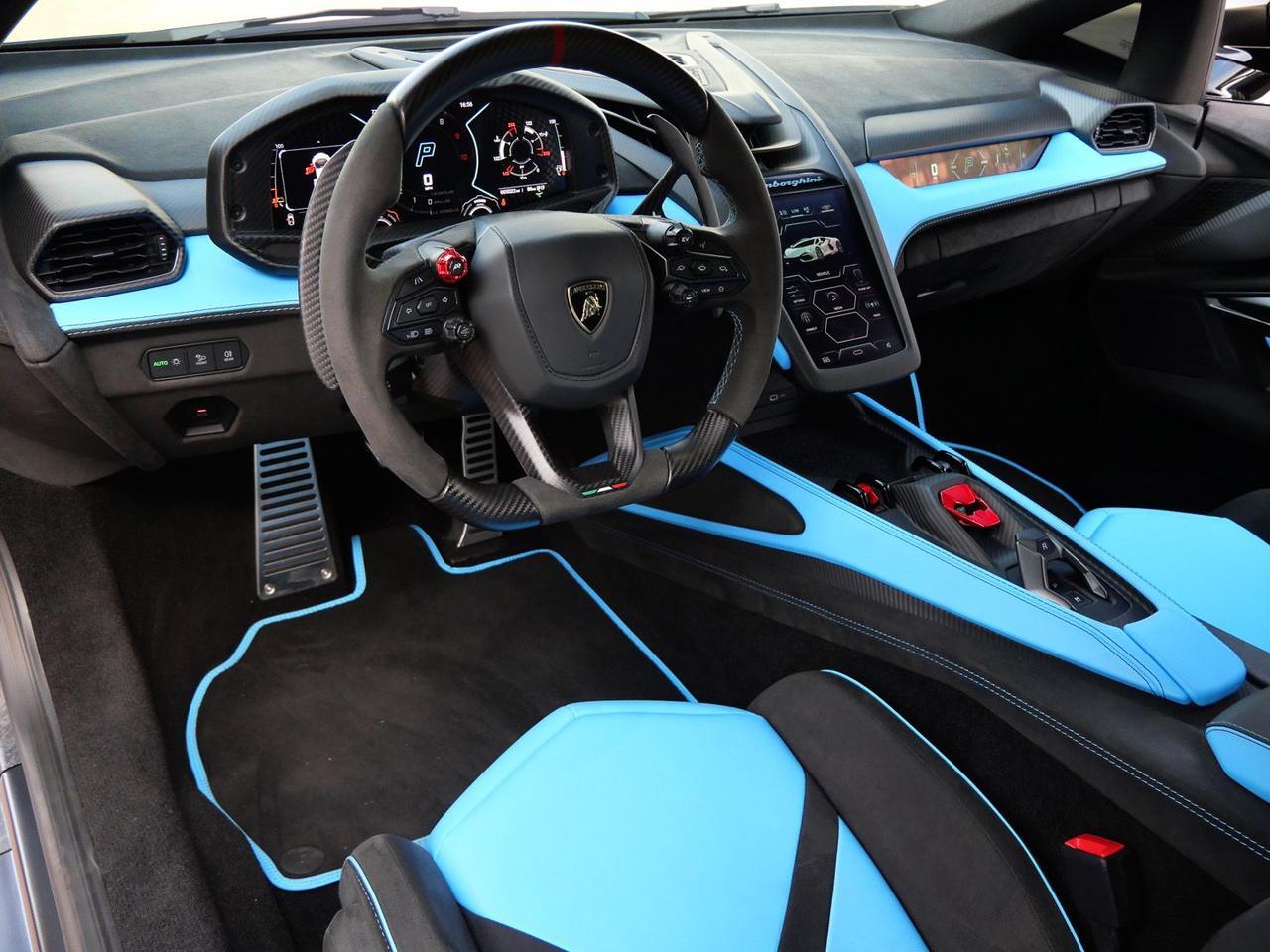 2025 Lamborghini Revuelto Base Base Lawrence KS