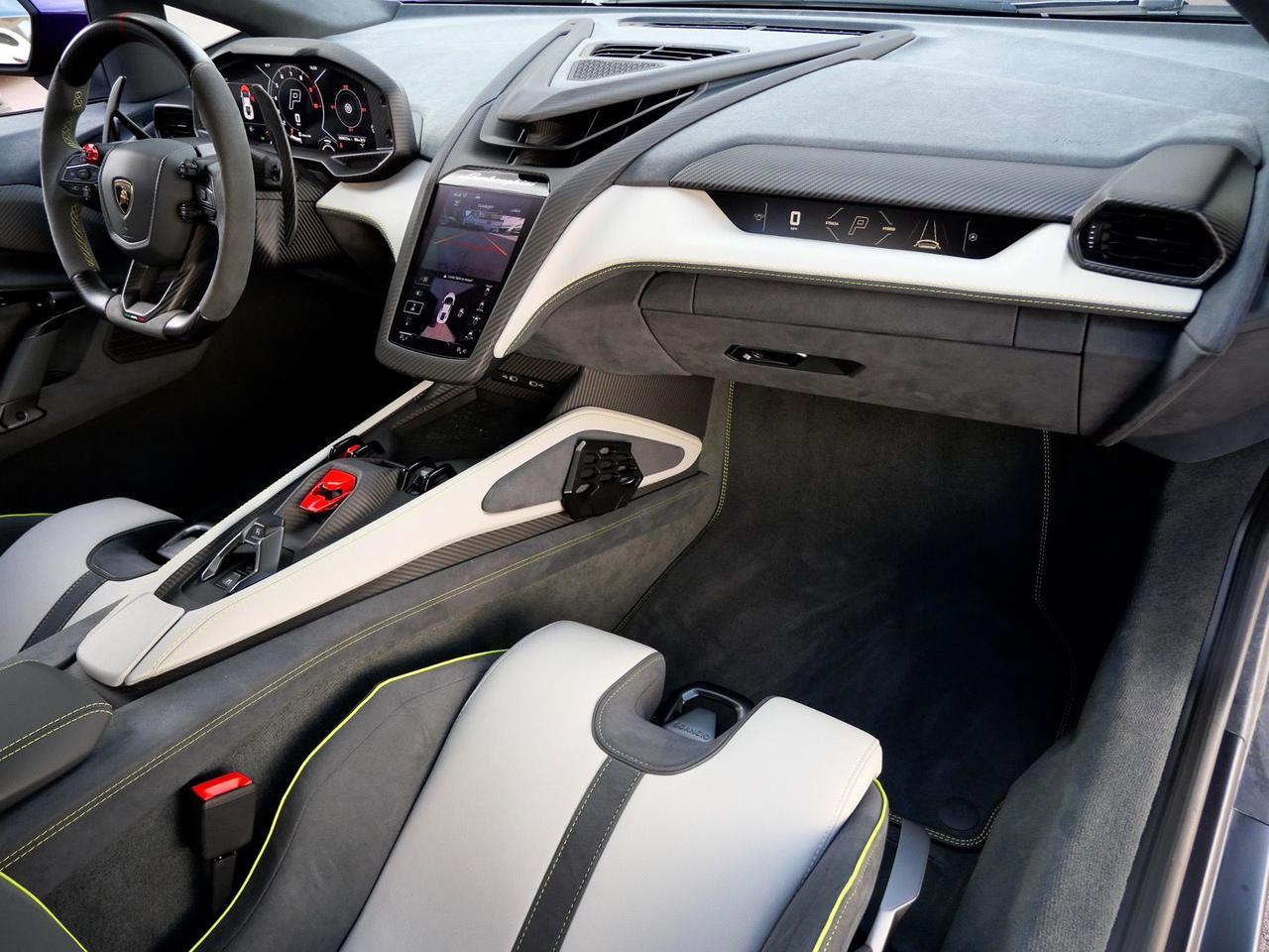 2025 Lamborghini Revuelto Base Base Lawrence KS
