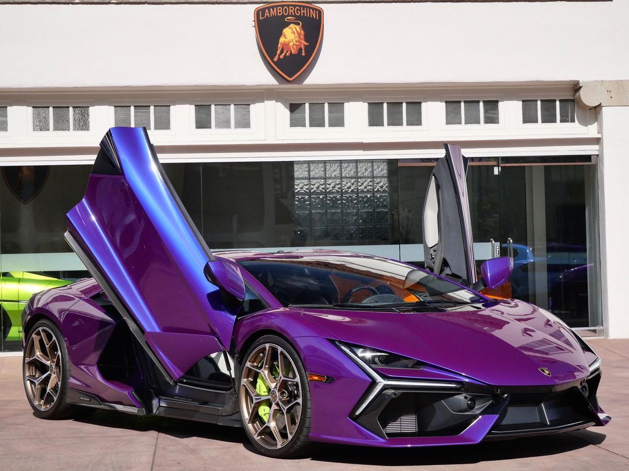 2025 Lamborghini Revuelto Base Base Lawrence KS