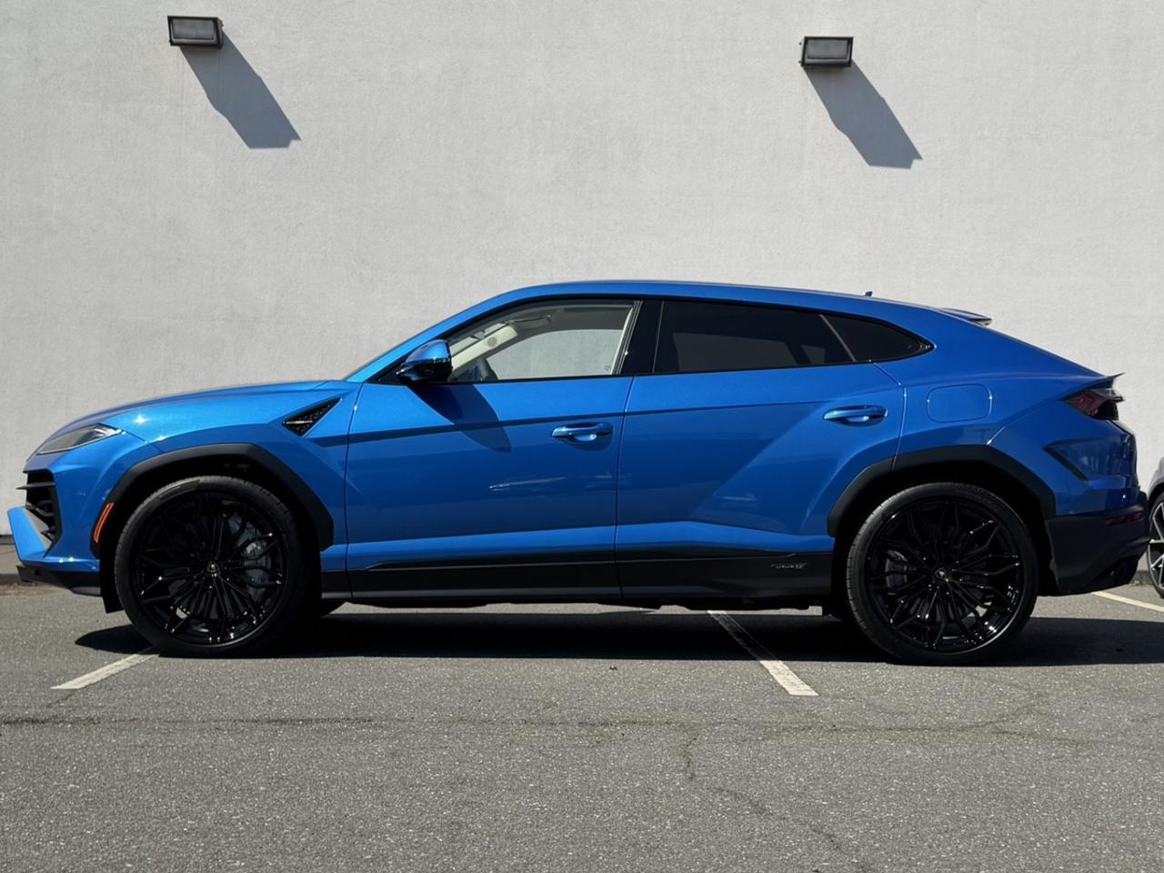 2025 Lamborghini Urus SE Charlotte NC 2025 Lamborghini Urus SE Charlotte NC