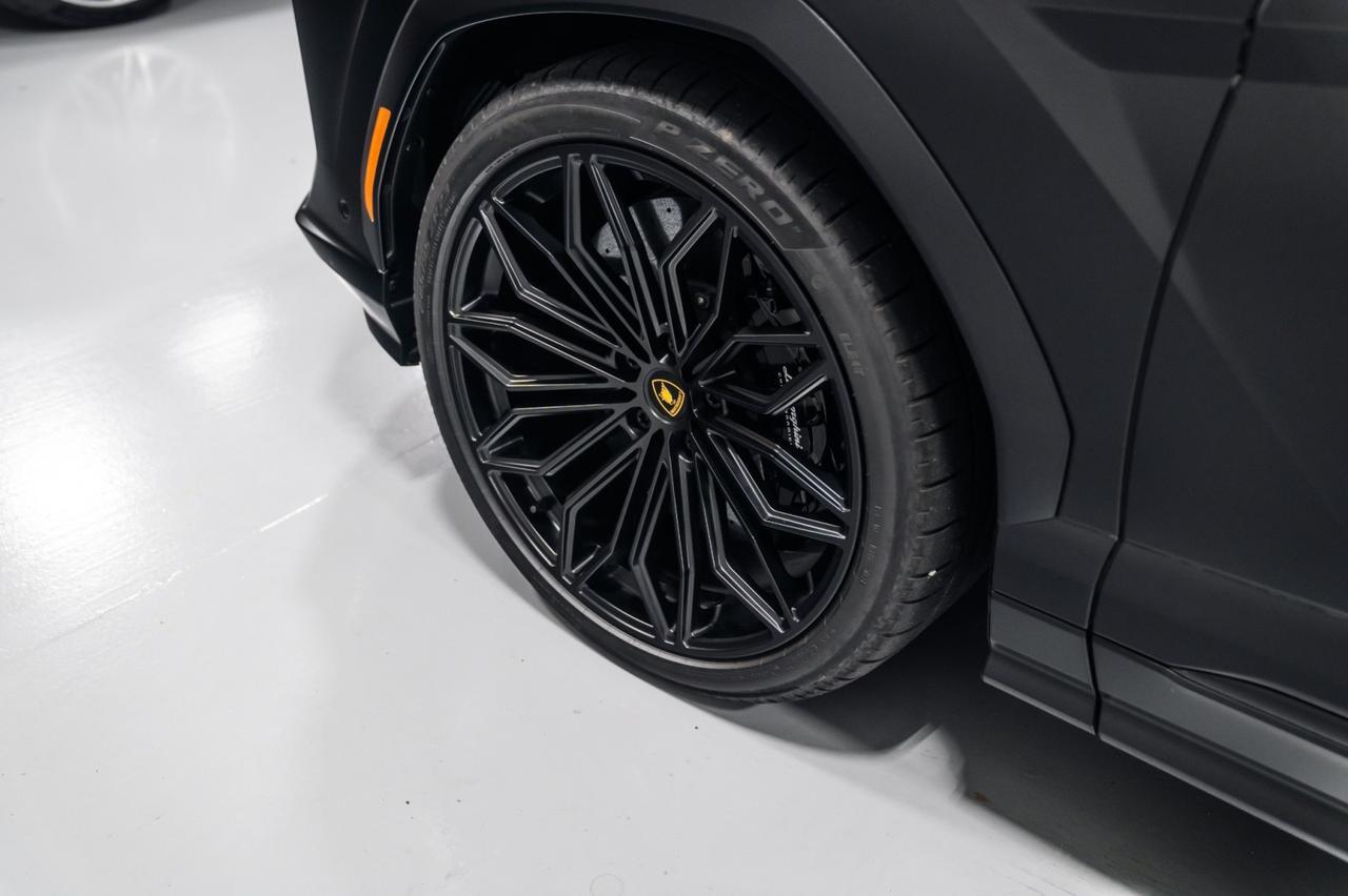 2025 Lamborghini Urus SE Charlotte NC 2025 Lamborghini Urus SE Charlotte NC