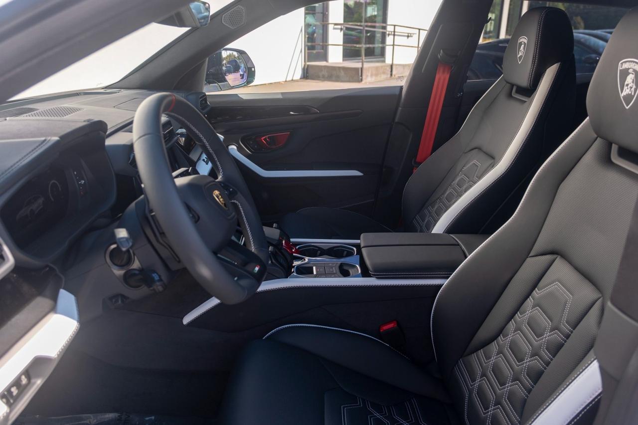 2025 Lamborghini Urus SE Charlotte NC 2025 Lamborghini Urus SE Charlotte NC