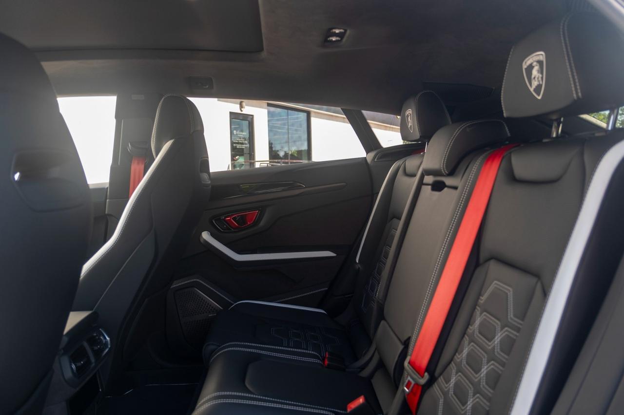 2025 Lamborghini Urus SE Charlotte NC 2025 Lamborghini Urus SE Charlotte NC