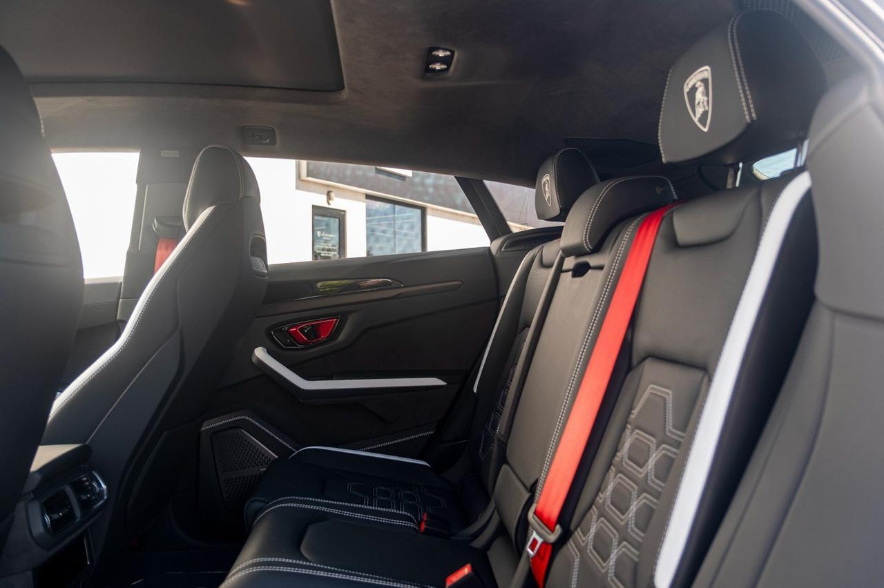 2025 Lamborghini Urus SE Charlotte NC 2025 Lamborghini Urus SE Charlotte NC