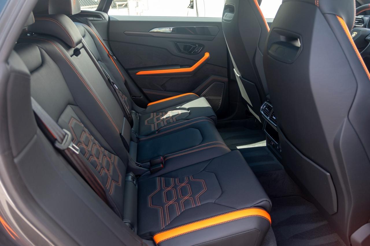 2025 Lamborghini Urus SE Charlotte NC 2025 Lamborghini Urus SE Charlotte NC