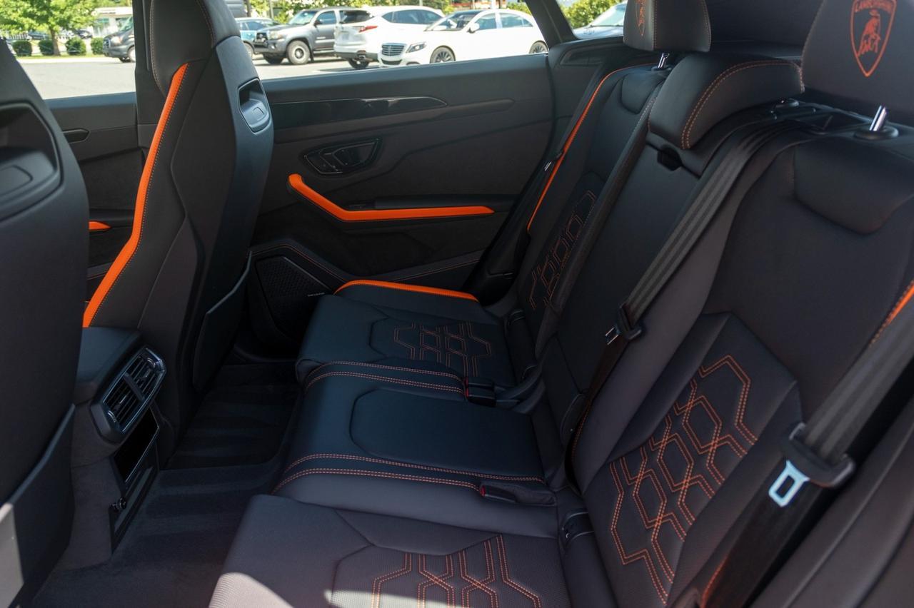 2025 Lamborghini Urus SE Charlotte NC 2025 Lamborghini Urus SE Charlotte NC