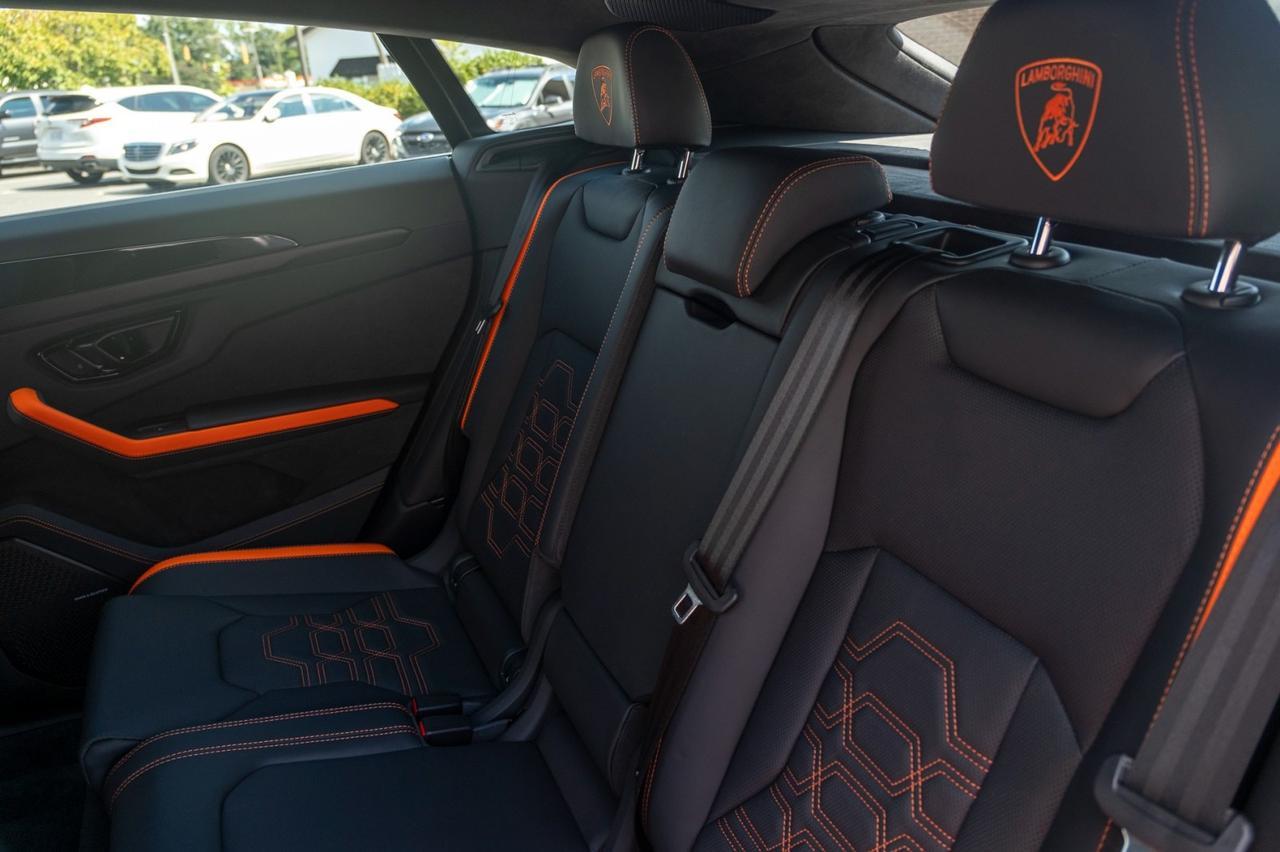 2025 Lamborghini Urus SE Charlotte NC 2025 Lamborghini Urus SE Charlotte NC