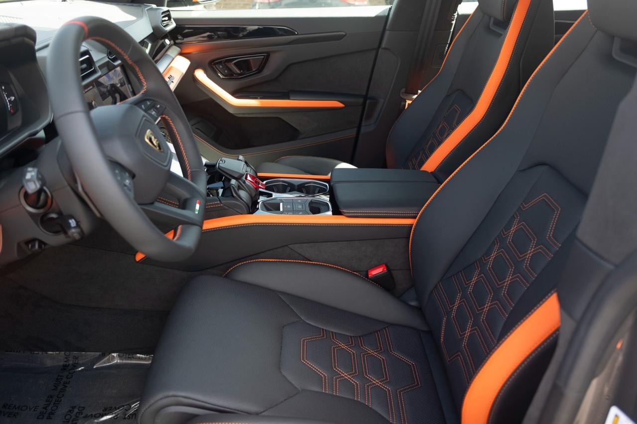 2025 Lamborghini Urus SE Charlotte NC 2025 Lamborghini Urus SE Charlotte NC