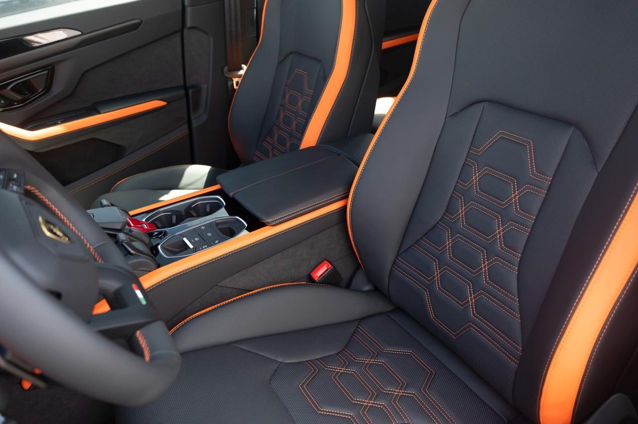 2025 Lamborghini Urus SE Charlotte NC 2025 Lamborghini Urus SE Charlotte NC