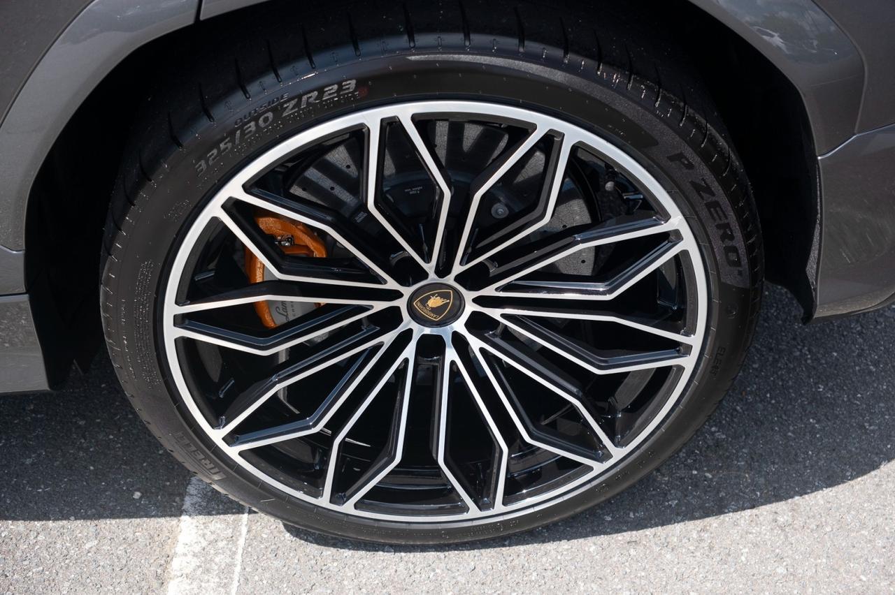 2025 Lamborghini Urus SE Charlotte NC 2025 Lamborghini Urus SE Charlotte NC