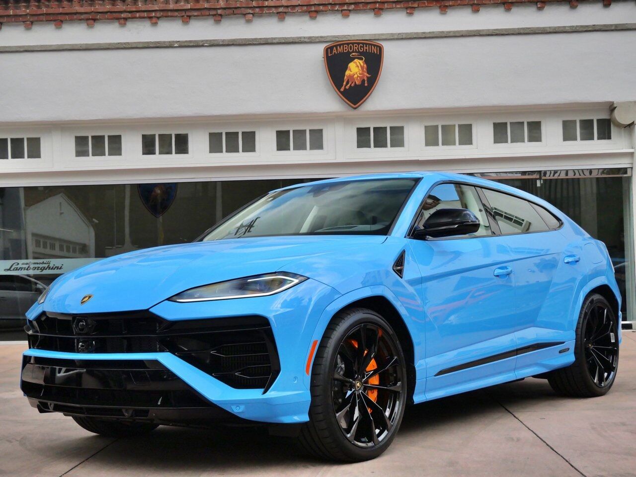 2025 Lamborghini Urus SE Lawrence KS