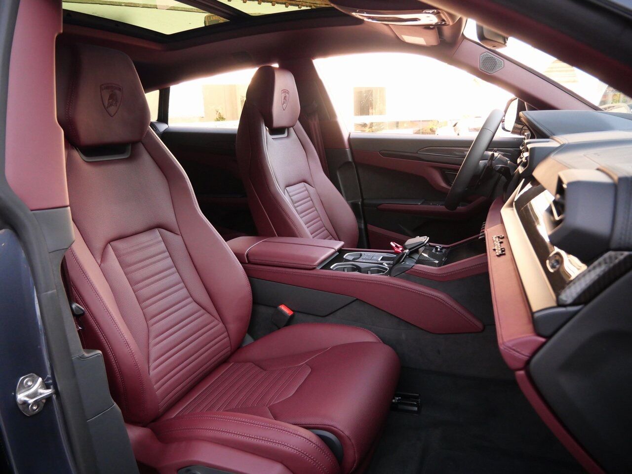 2025 Lamborghini Urus SE Lawrence KS