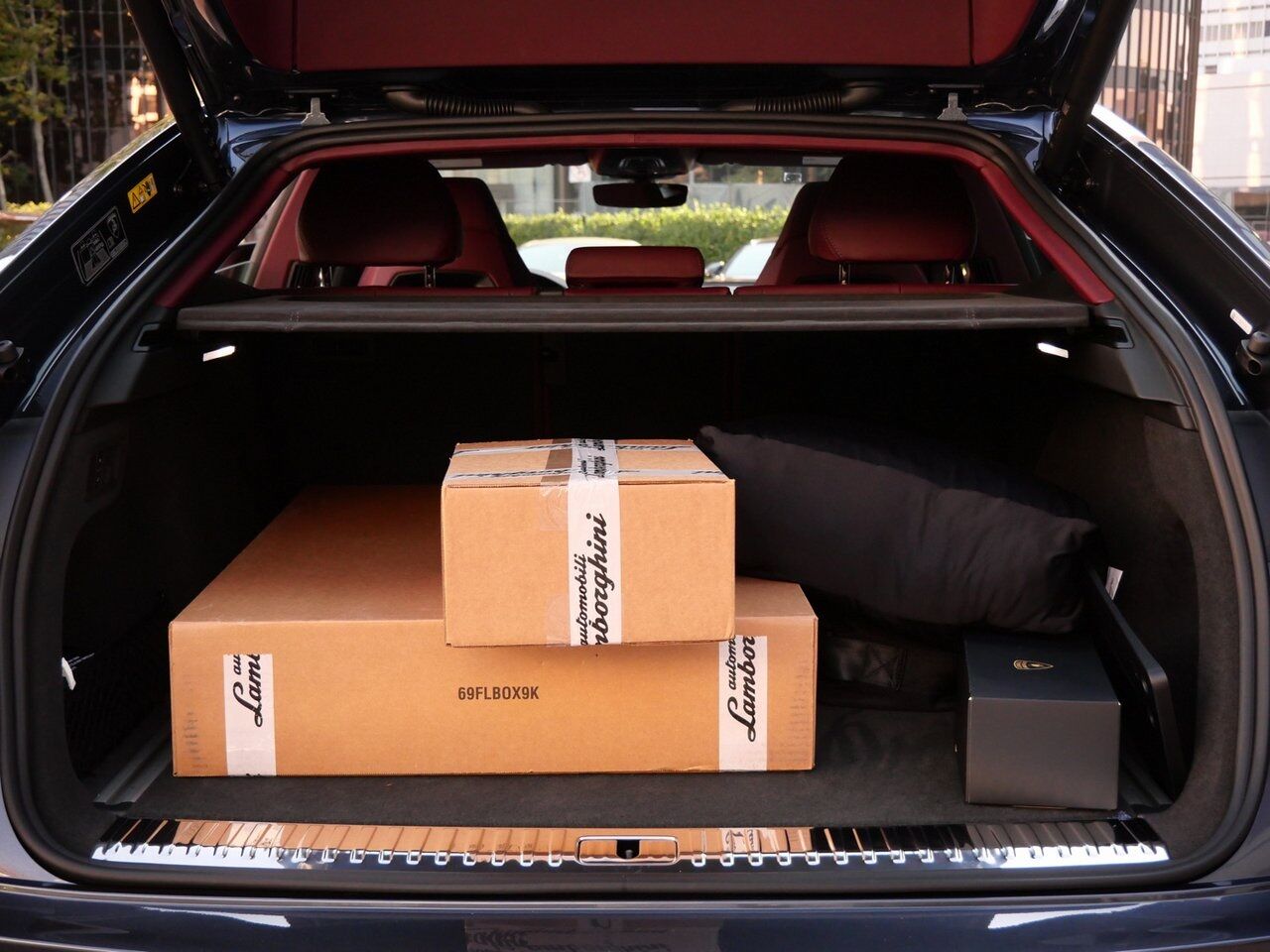 2025 Lamborghini Urus SE Lawrence KS