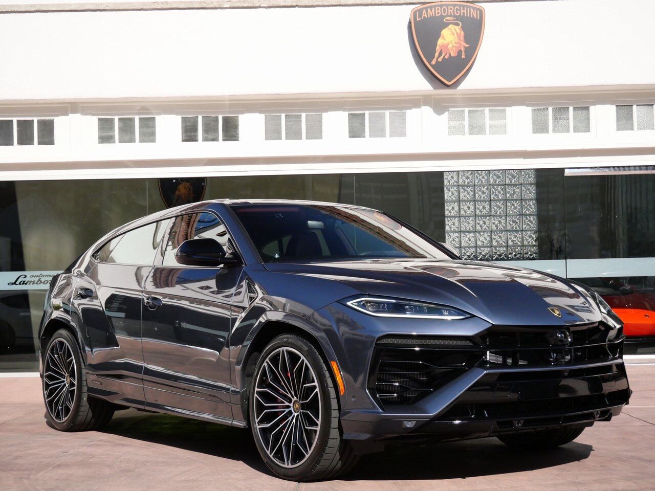 2025 Lamborghini Urus SE