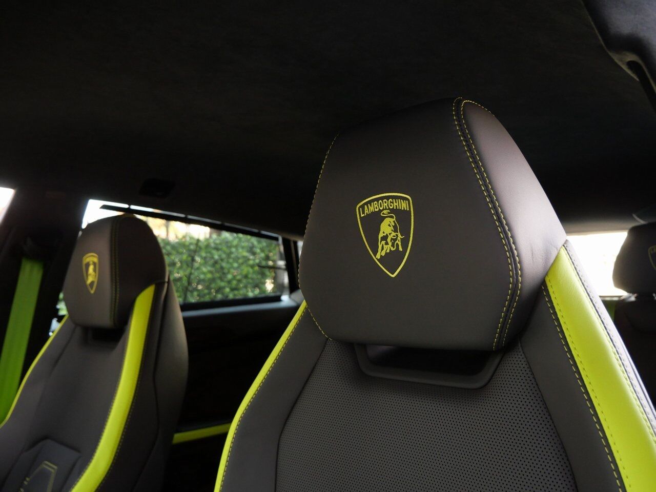 2025 Lamborghini Urus SE Lawrence KS