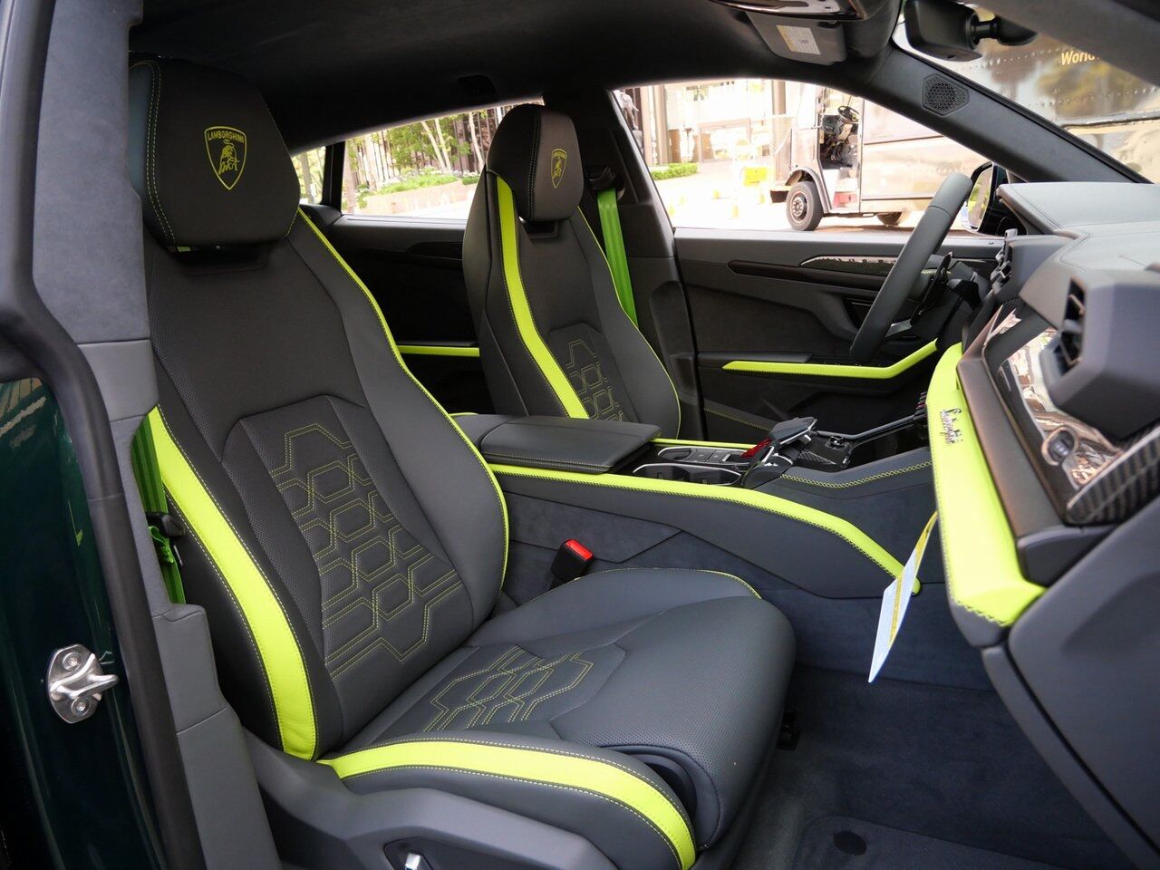 2025 Lamborghini Urus SE Lawrence KS