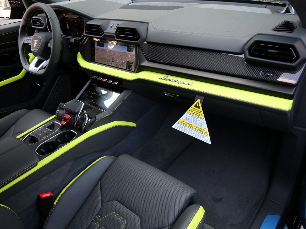 2025 Lamborghini Urus SE Lawrence KS