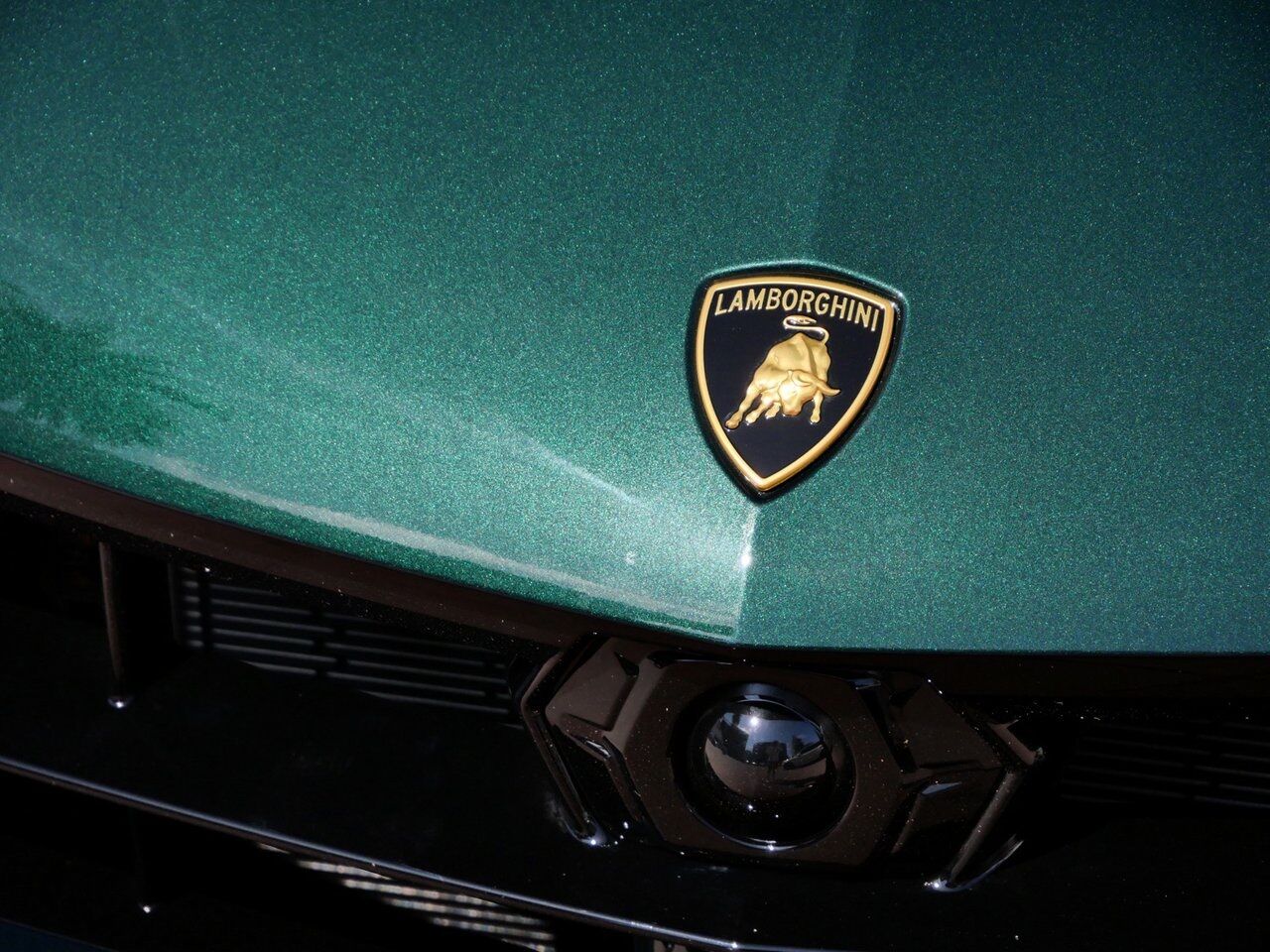 2025 Lamborghini Urus SE Lawrence KS