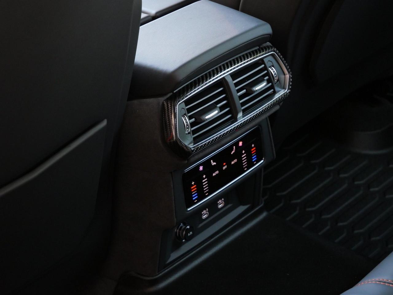 2025 Lamborghini Urus SE Lawrence KS