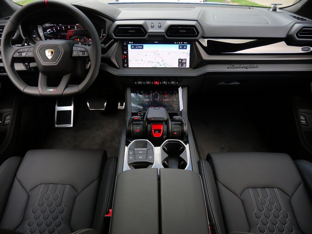 2025 Lamborghini Urus SE Lawrence KS