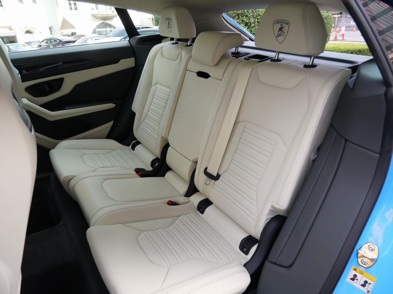 2025 Lamborghini Urus SE Lawrence KS