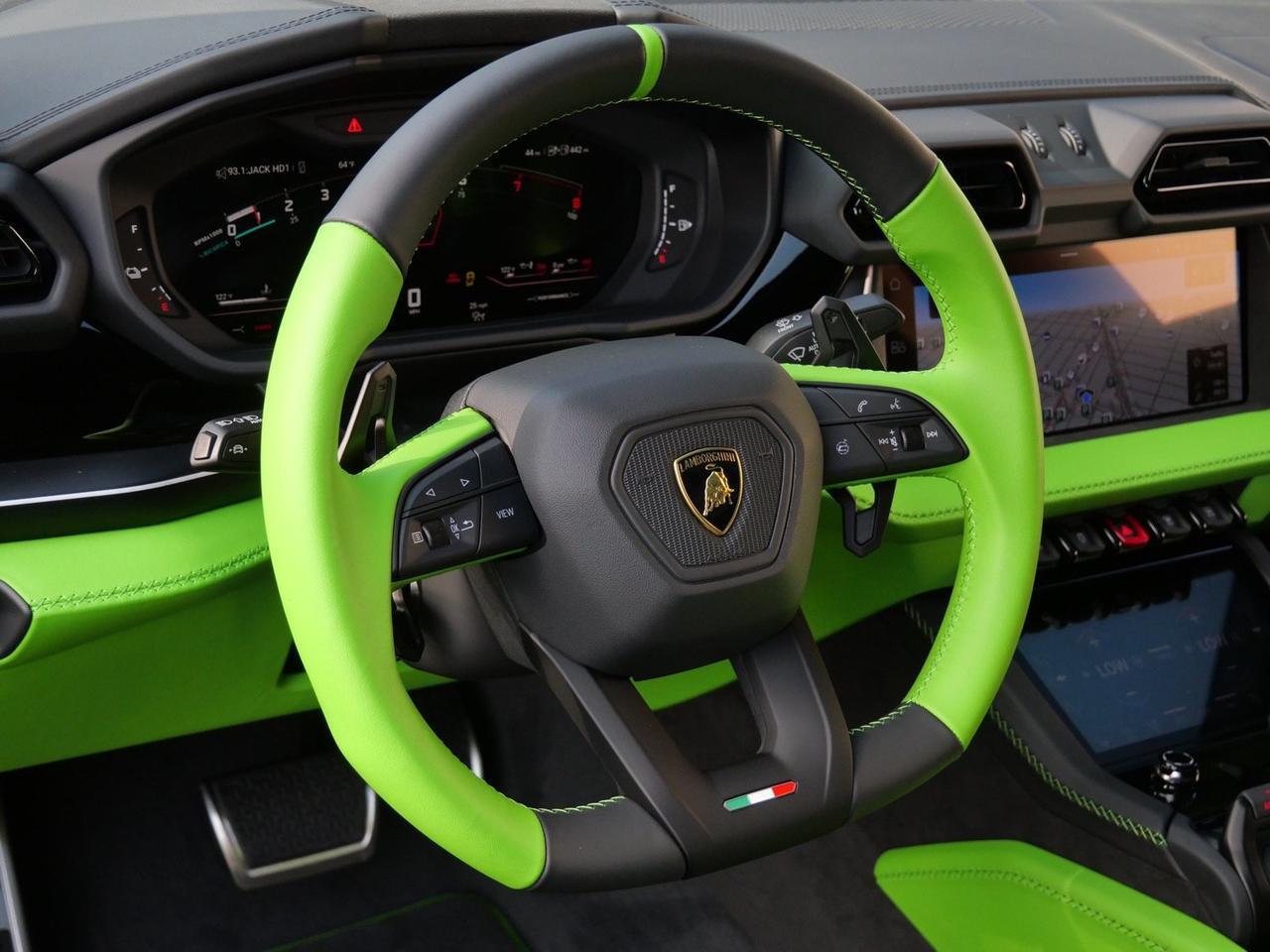 2025 Lamborghini Urus SE Lawrence KS