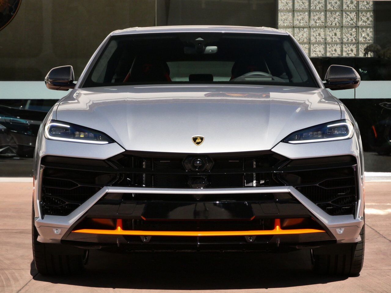 2025 Lamborghini Urus SE Lawrence KS