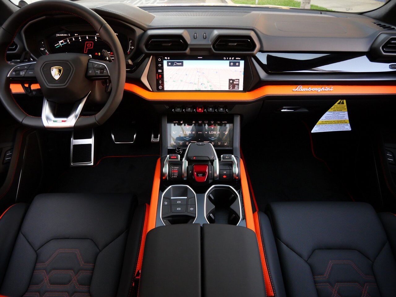 2025 Lamborghini Urus SE Lawrence KS