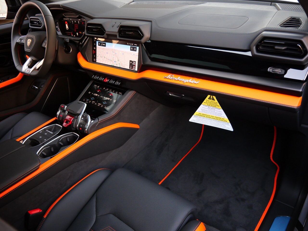 2025 Lamborghini Urus SE Lawrence KS