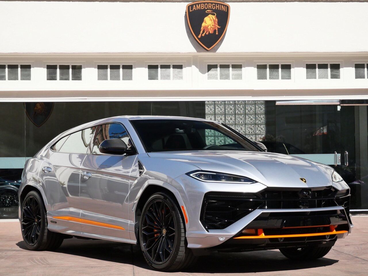 2025 Lamborghini Urus SE Lawrence KS