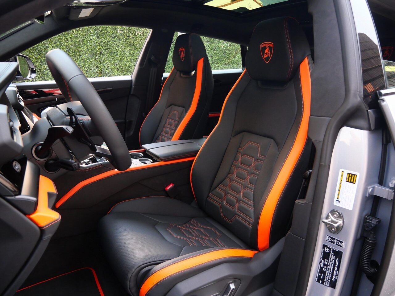 2025 Lamborghini Urus SE Lawrence KS