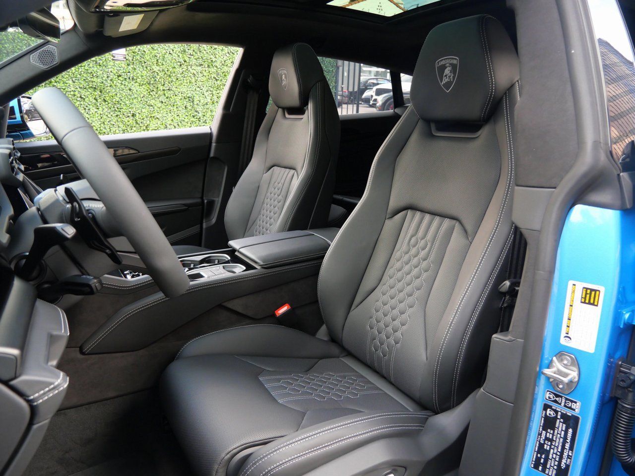 2025 Lamborghini Urus SE Lawrence KS