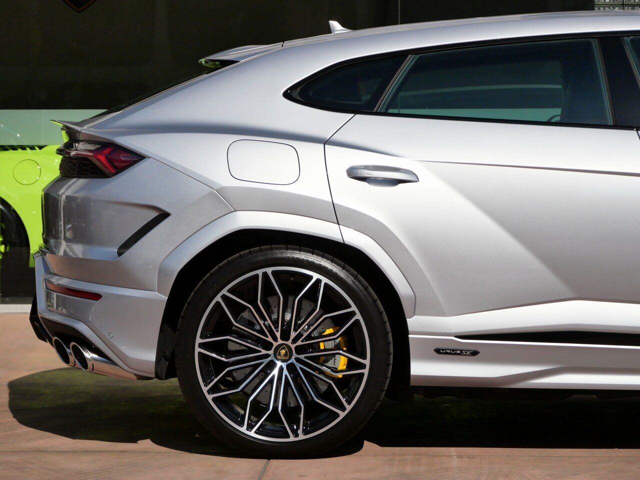 2025 Lamborghini Urus SE Lawrence KS