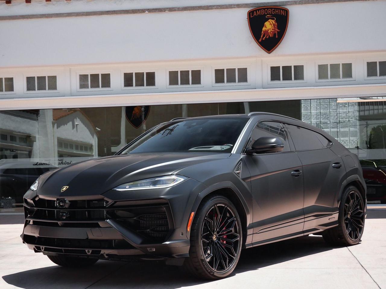 2025 Lamborghini Urus SE SE Lawrence KS