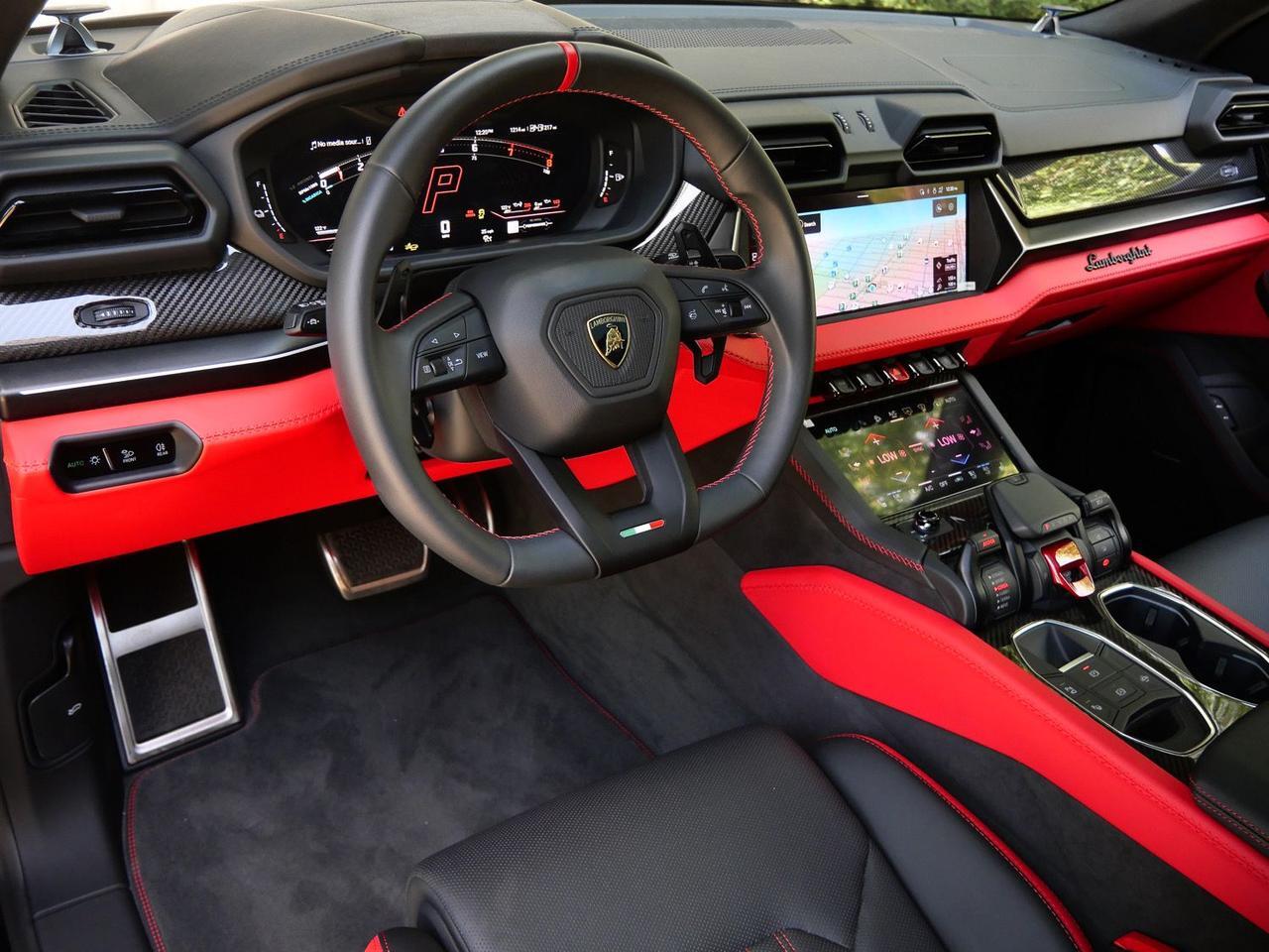 2025 Lamborghini Urus SE SE Lawrence KS