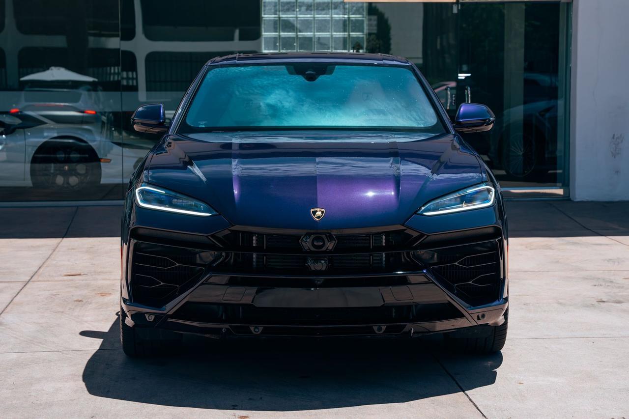 2025 Lamborghini Urus SE SE Lawrence KS