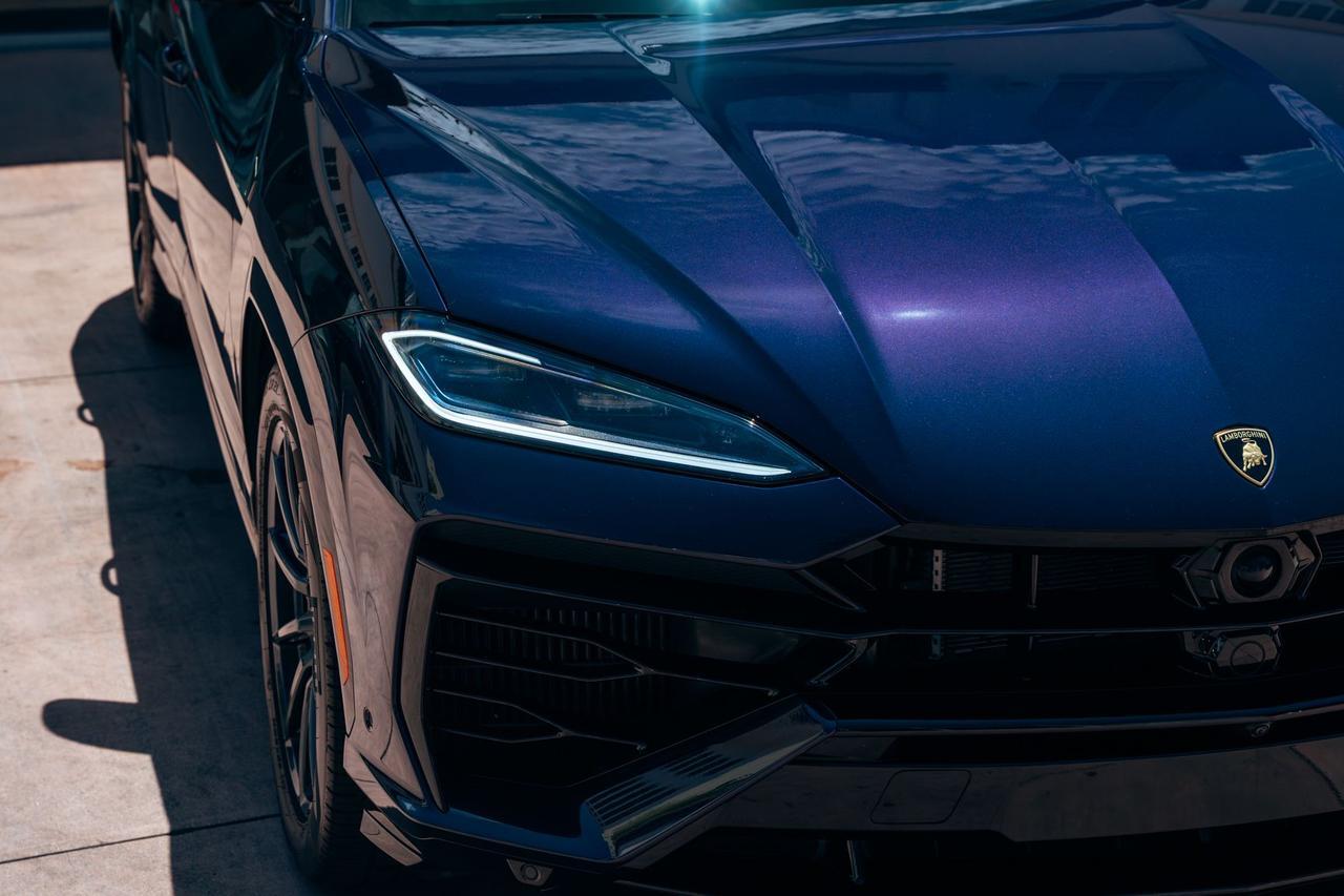 2025 Lamborghini Urus SE SE Lawrence KS