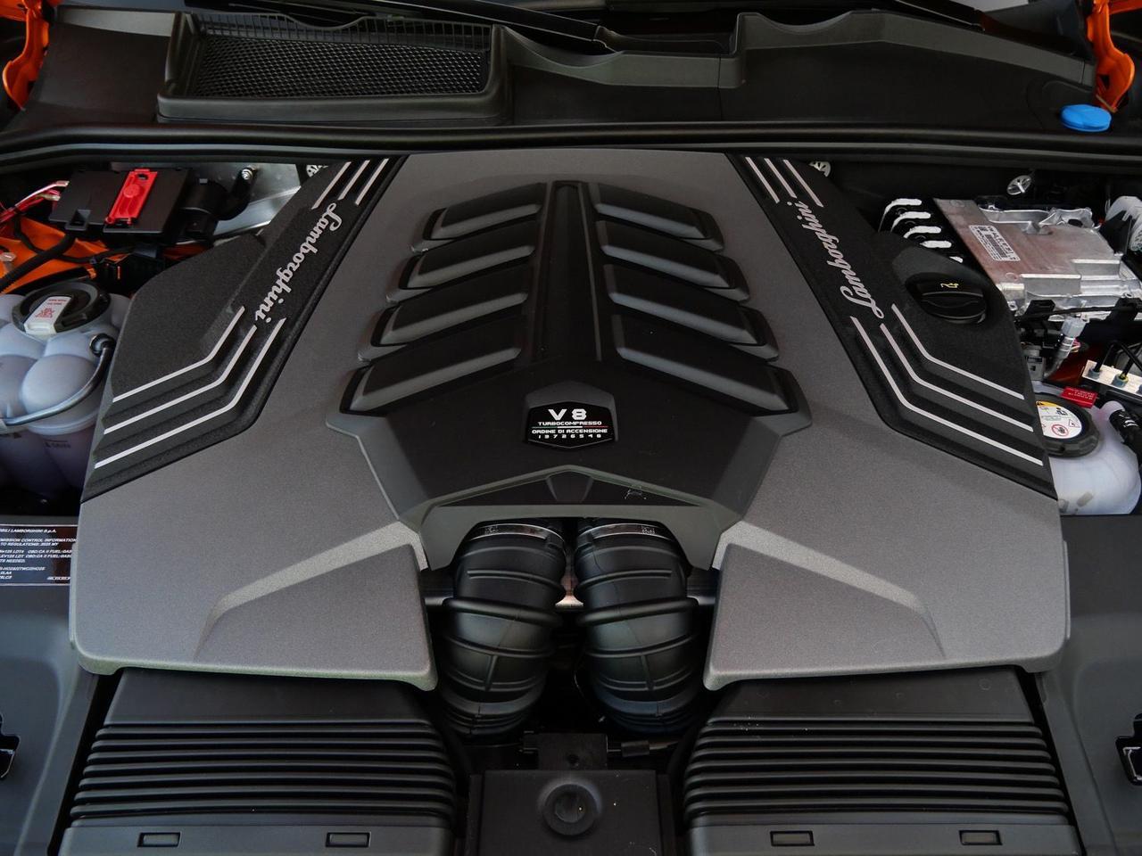 2025 Lamborghini Urus SE SE Lawrence KS