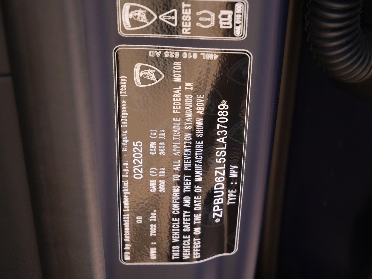 2025 Lamborghini Urus SE SE Lawrence KS