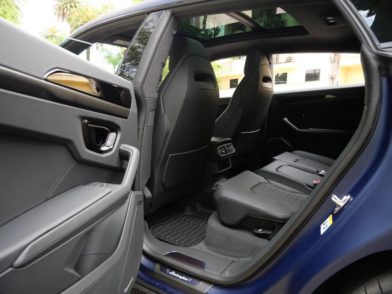 2025 Lamborghini Urus SE SE Lawrence KS